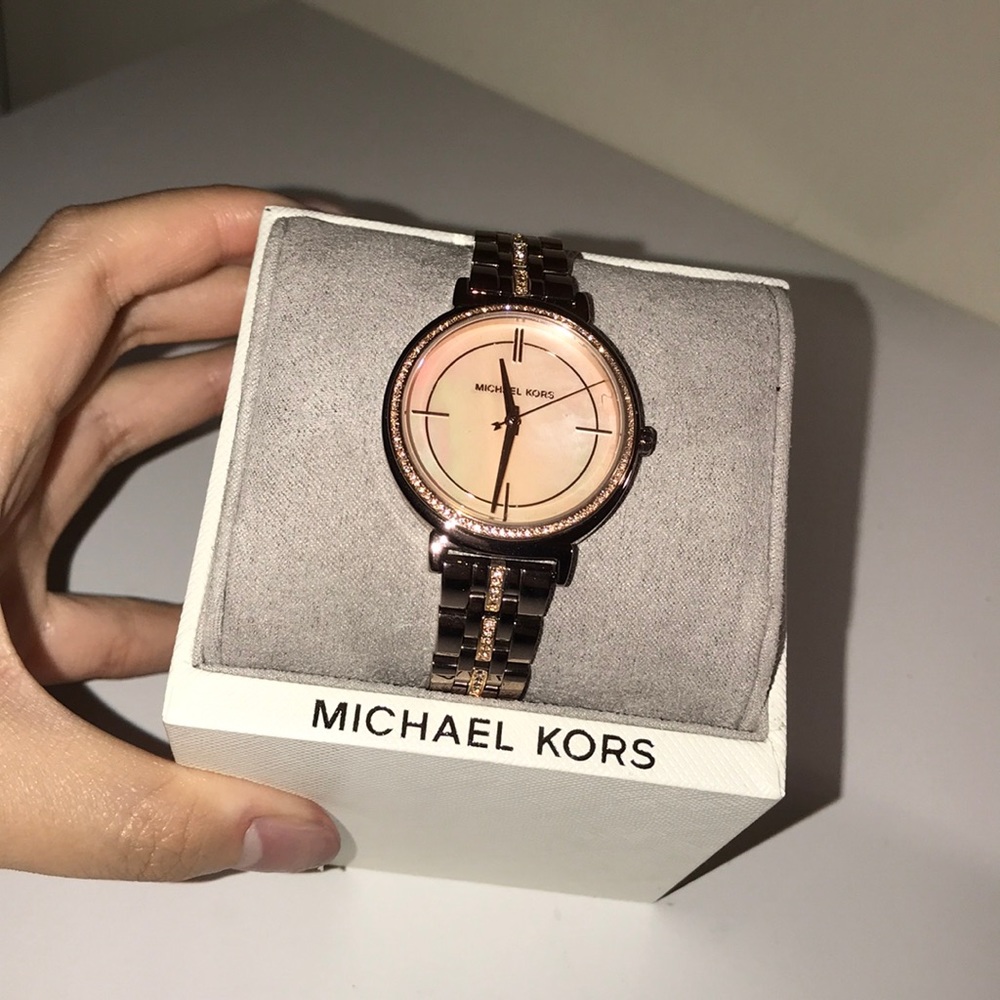WOMEN MICHAEL KORS WATCH